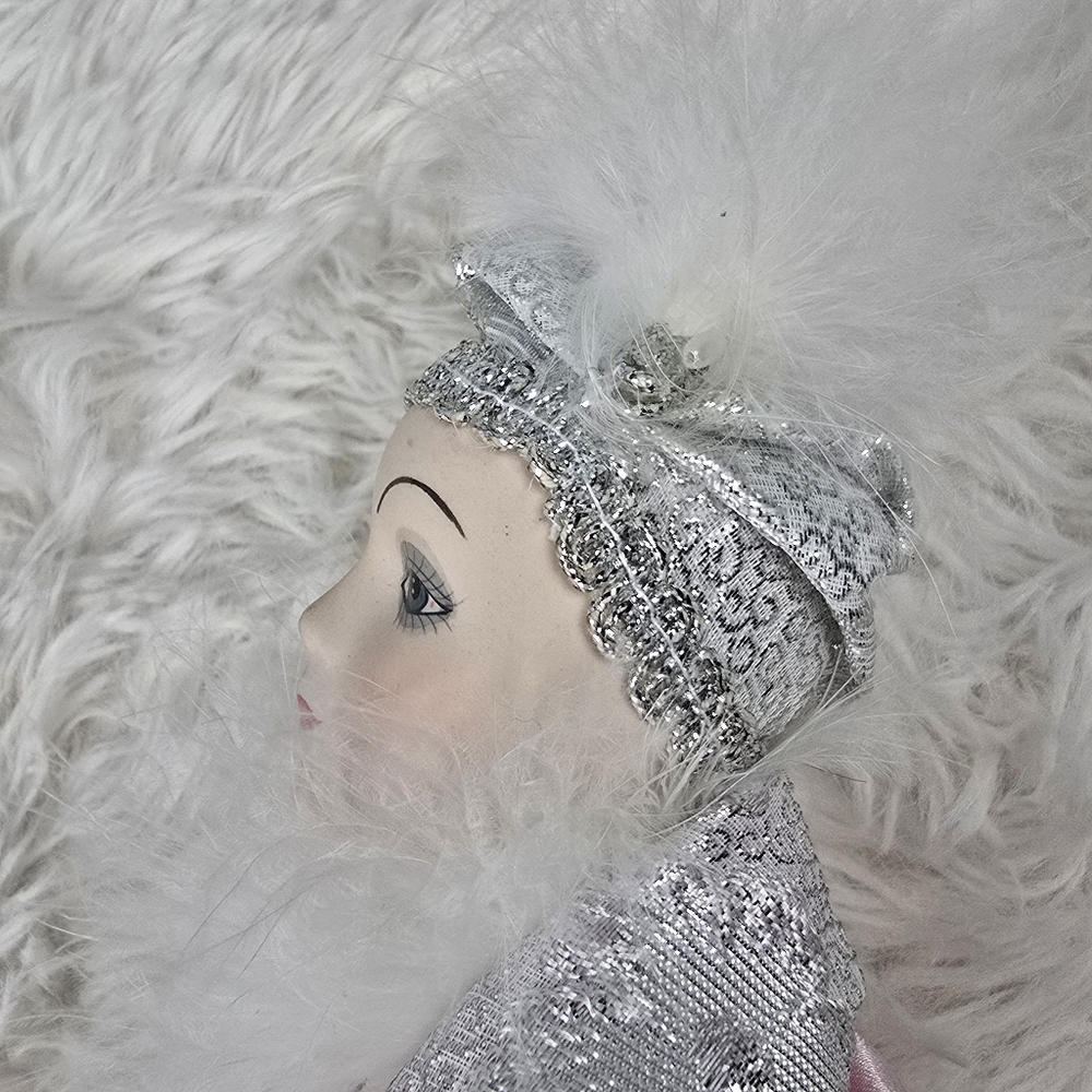 Silvestri Vintage Porcelain Doll - Picture 12 of 17